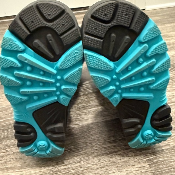 Kamik Blue and Black Winter Boots - Picture 4 of 5